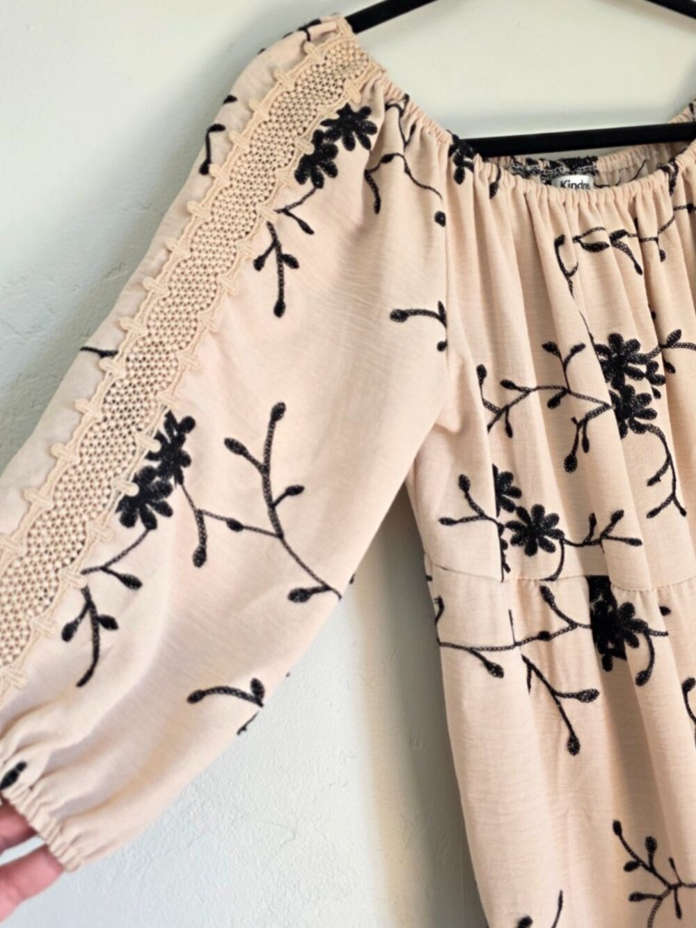 NWOT Kindred Tan Black Floral Embroidered Tiered Boho Dress | Size Medium - Picture 3 of 11